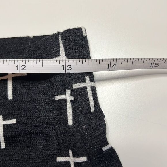 Deb black shorts with tiny white crosses and military style buttons Size medium - Picture 7 of 9